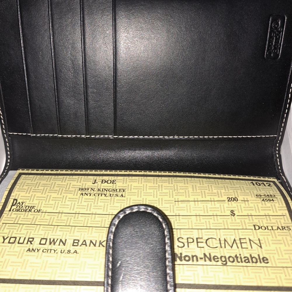 Wallet - Picture 3 of 8